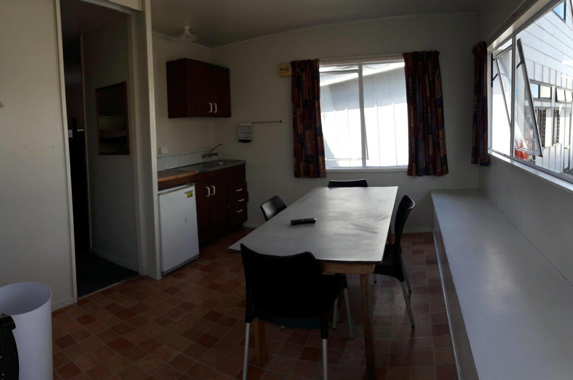 Auckland Northshore Motels & Holiday Park Екстериор снимка