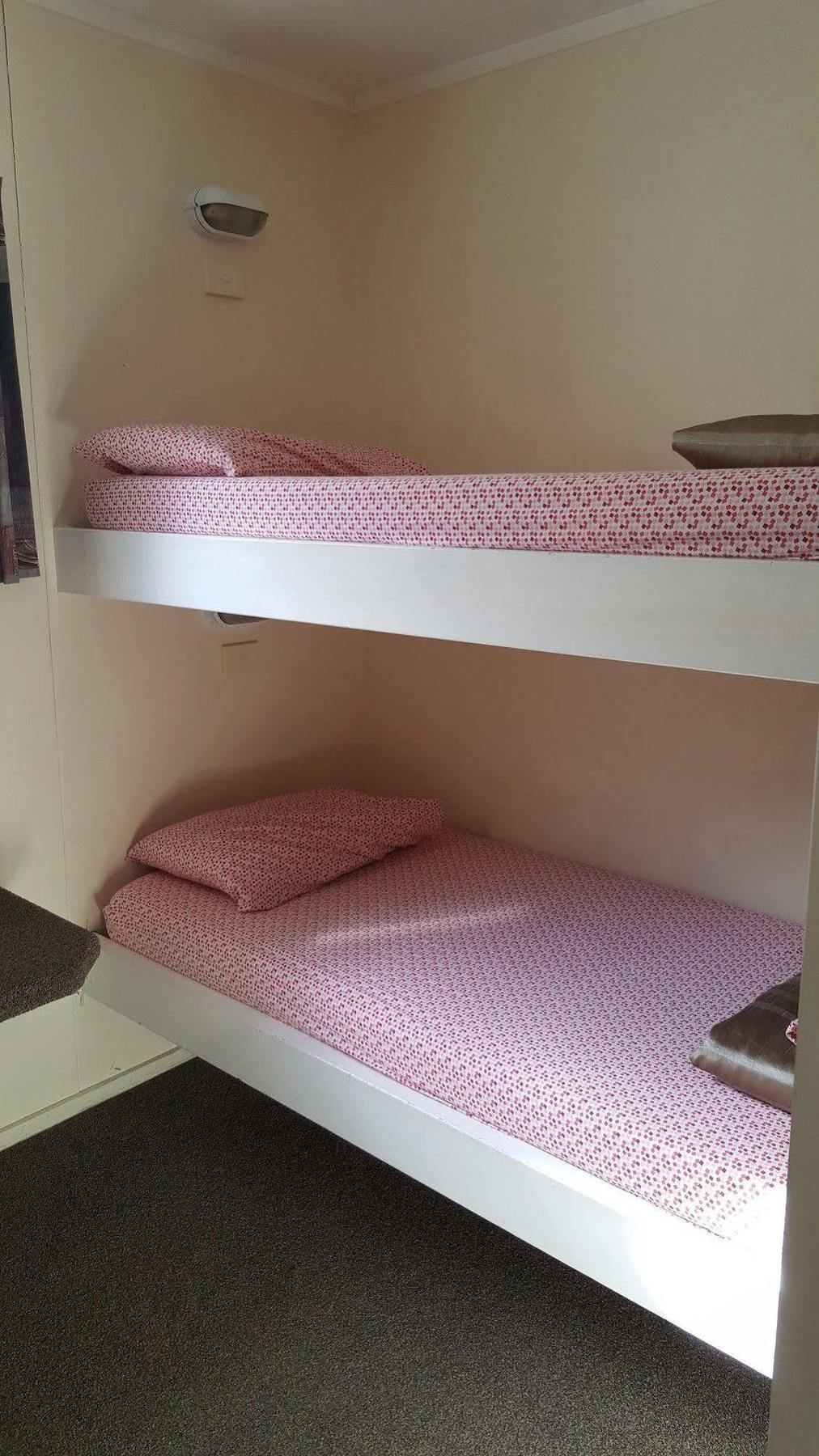 Auckland Northshore Motels & Holiday Park Екстериор снимка
