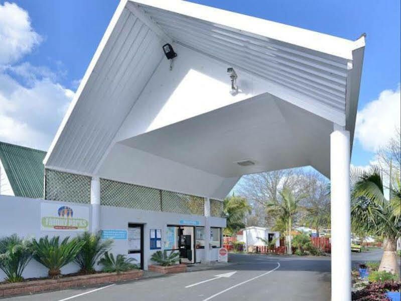 Auckland Northshore Motels & Holiday Park Екстериор снимка